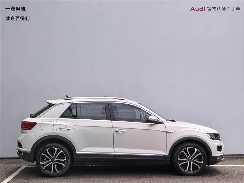 Volkswagen T-Roc 2022 — фото 12