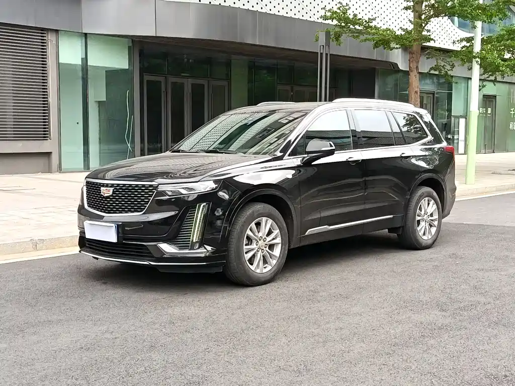 Cadillac XT6 2021 — фото 1