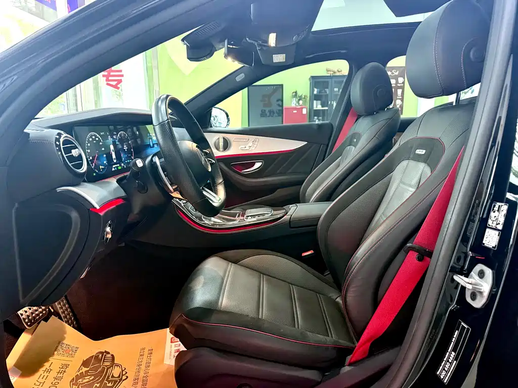 Mercedes-Benz E-Class AMG 2023 — фото 20