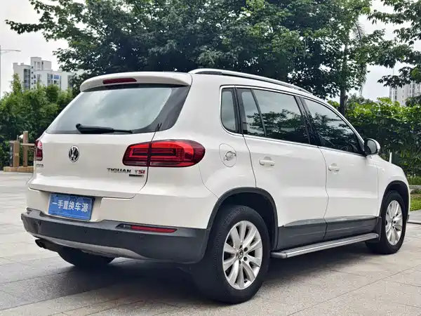 Volkswagen Tiguan 2015
