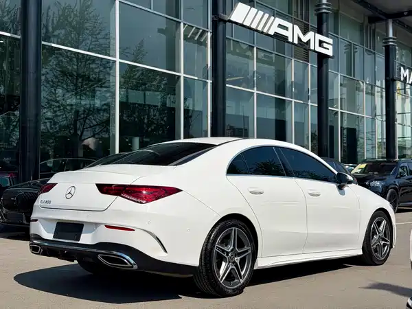 Mercedes-Benz CLA 2022