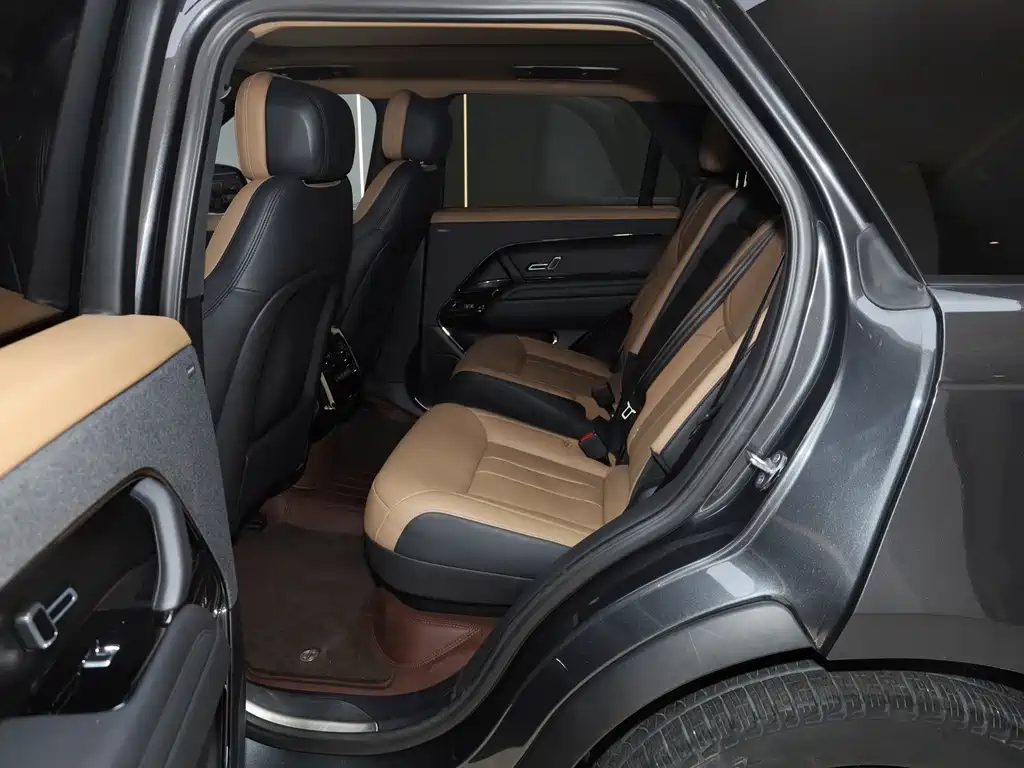 Land Rover Range Rover Sport 2022 — фото 24