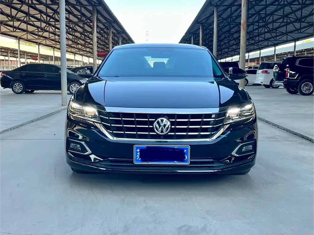 Volkswagen Passat 2019 — фото 2