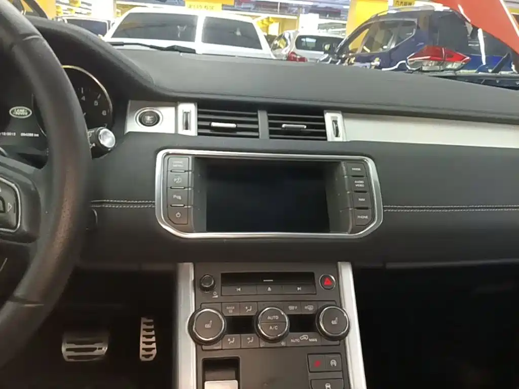 Land Rover Range Rover Evoque 2015 — фото 13