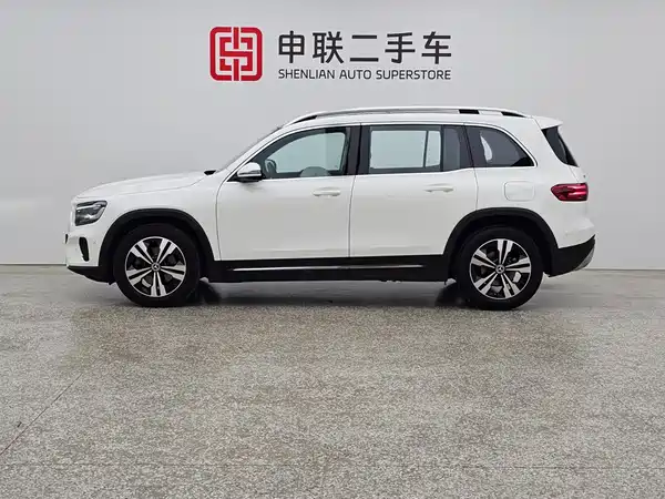 Mercedes-Benz GLB 2024