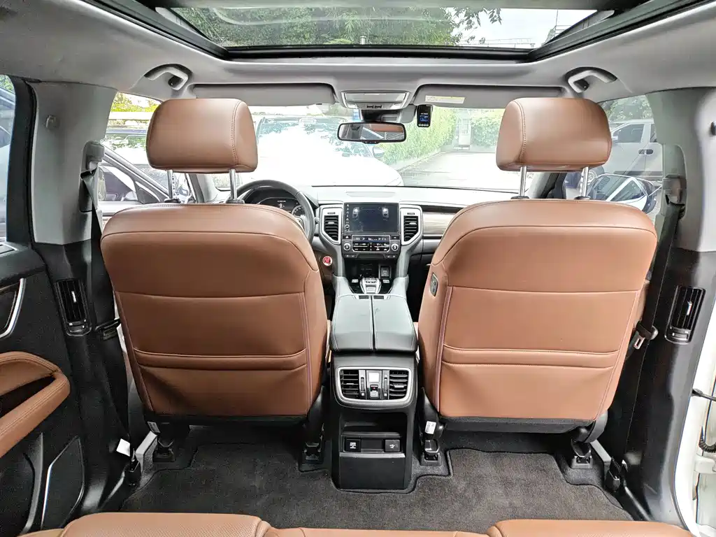Honda UR-V 2017 — фото 21