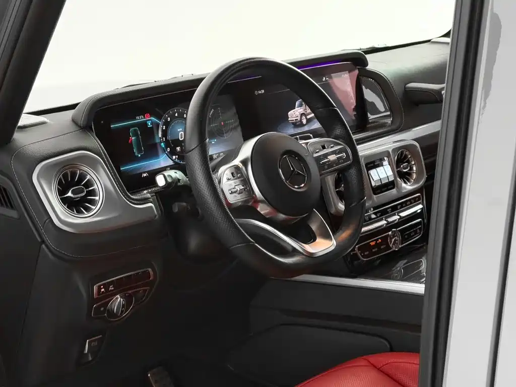 Mercedes-Benz G-Class 2023 — фото 4