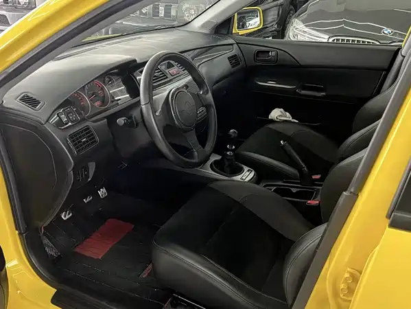 Mitsubishi LANCER 2006