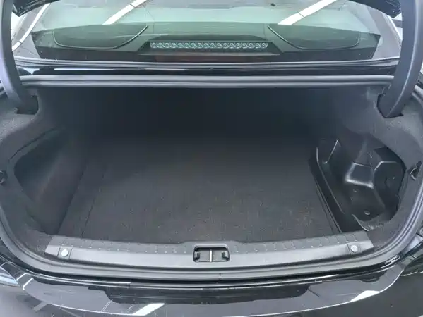 Volvo S90 2025