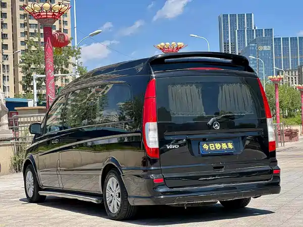 Mercedes-Benz Vito 2011