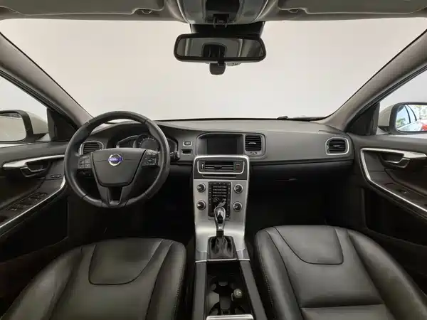 Volvo V60 2017