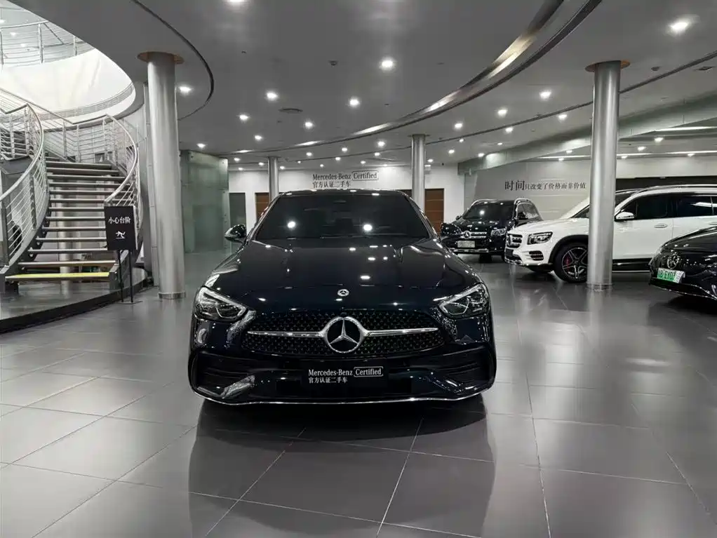 Mercedes-Benz C-Class 2023