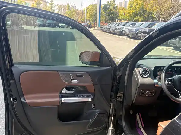Mercedes-Benz GLB 2022