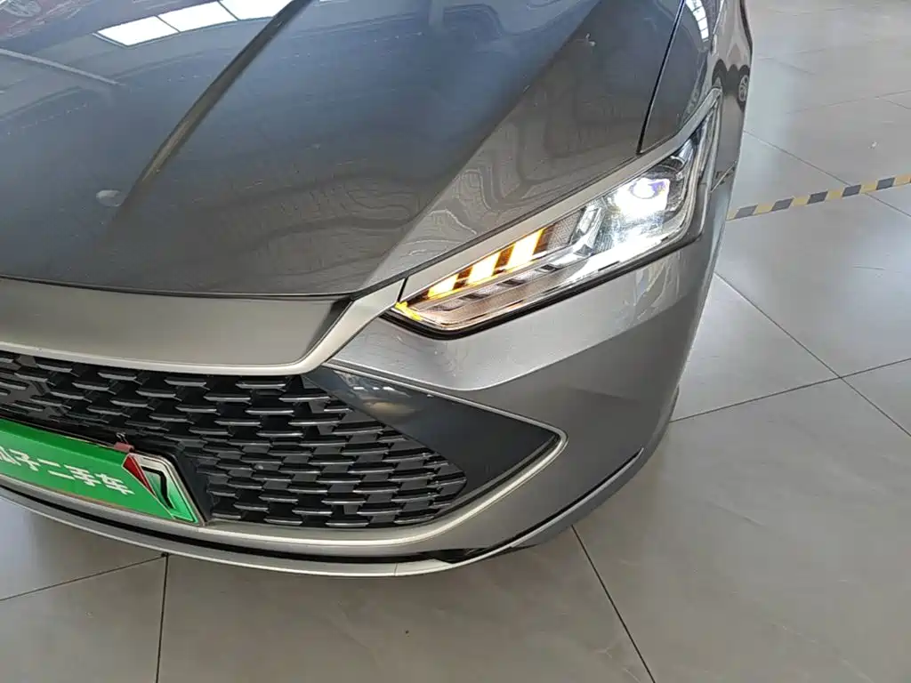 BYD Qin PLUS 2025 — фото 24