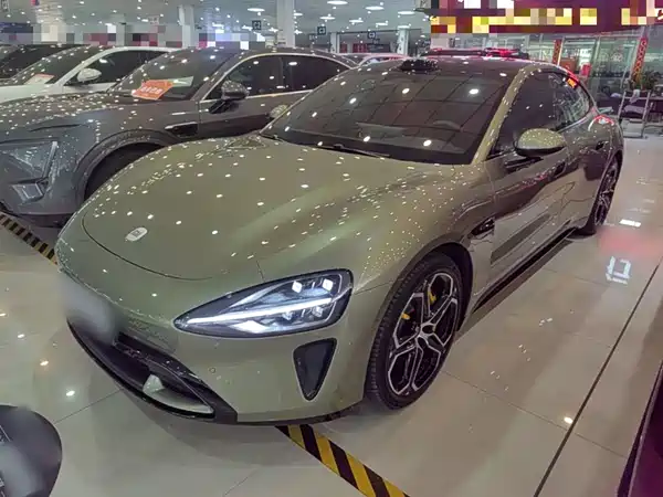 Xiaomi SU7 2025
