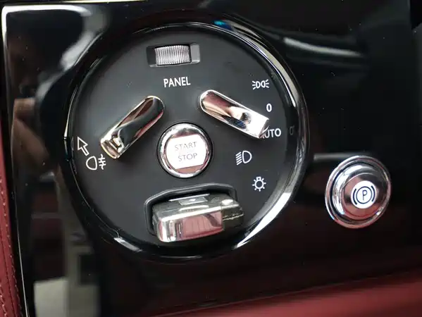 Rolls-Royce Phantom 2013