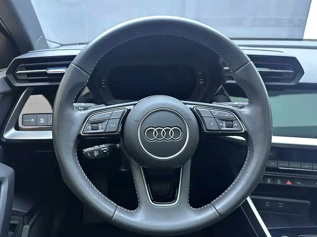Audi A3 2022 — фото 12
