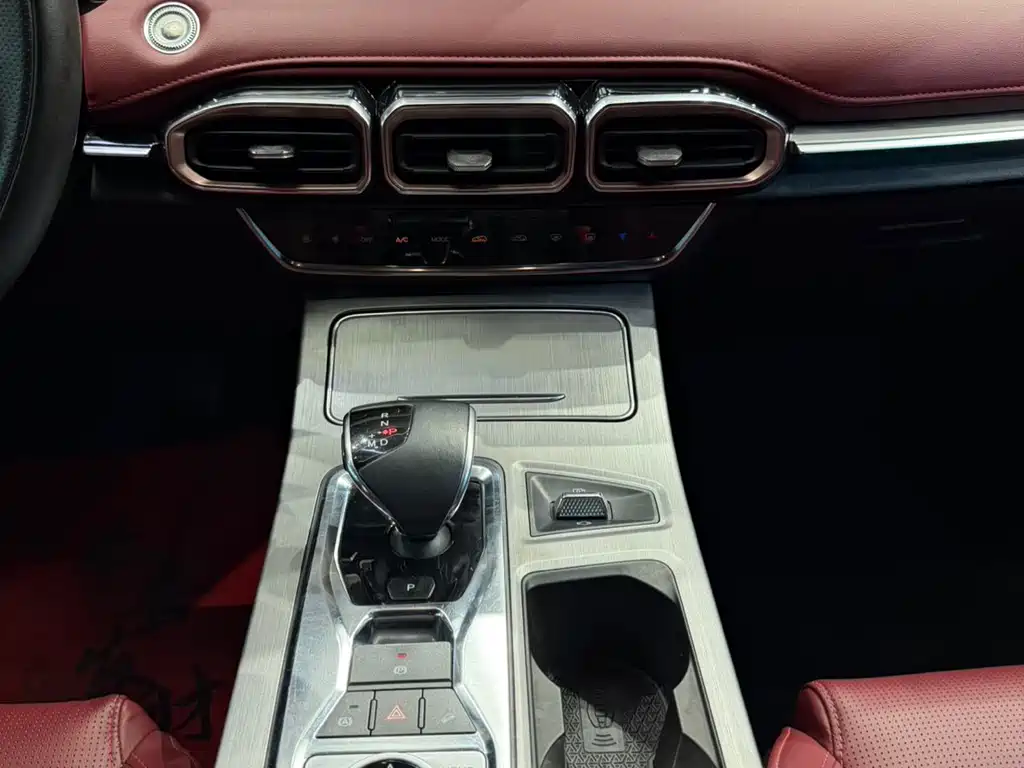 Jetour X70 PLUS 2022 — фото 11