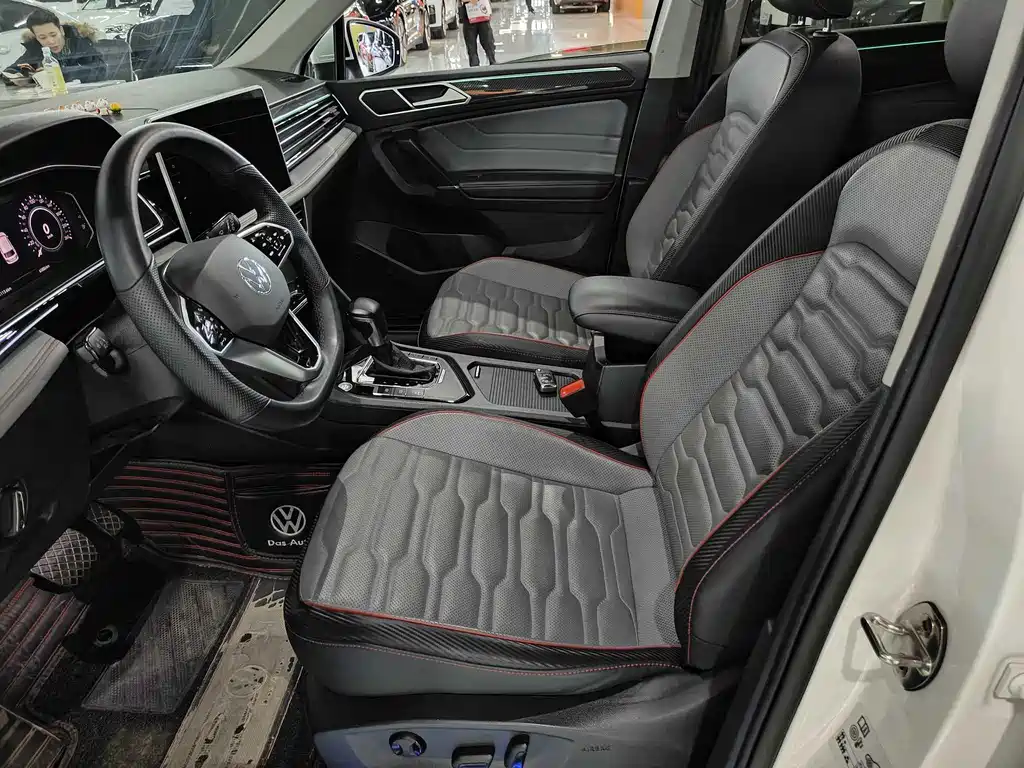 Volkswagen Tiguan L PHEV 2022 — фото 4