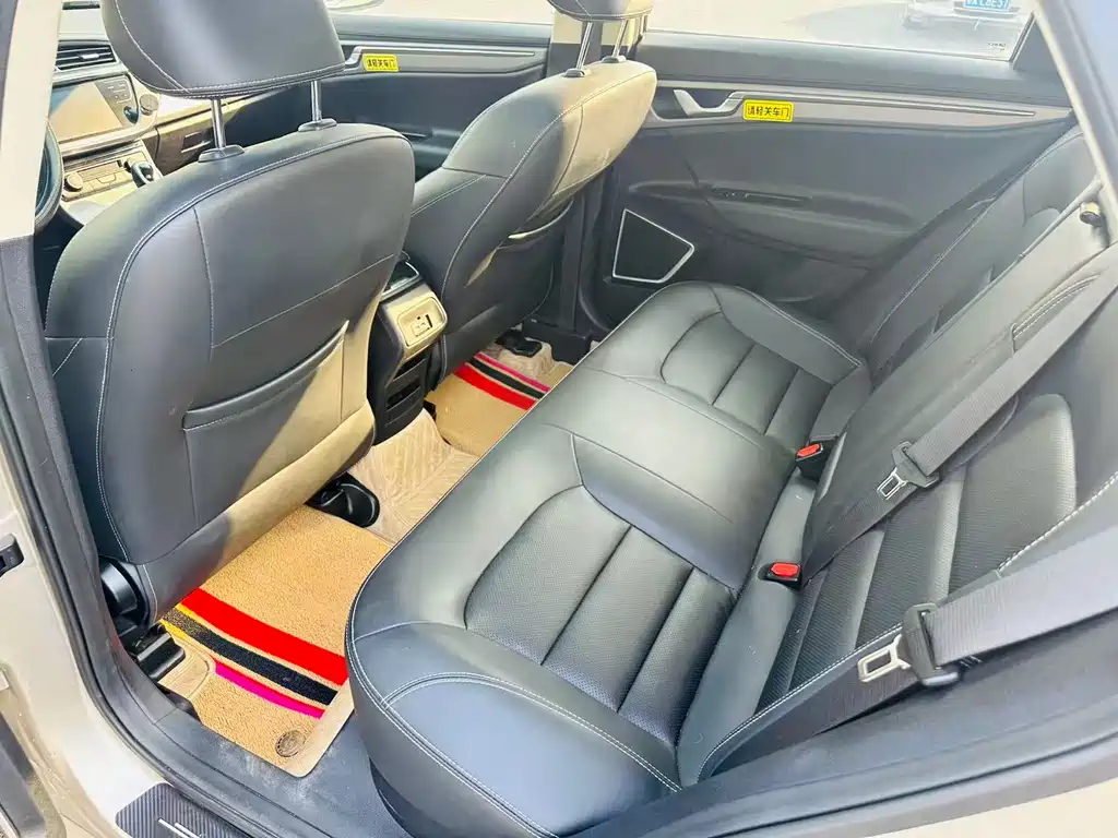Geely Emgrand GL 2019 — фото 10