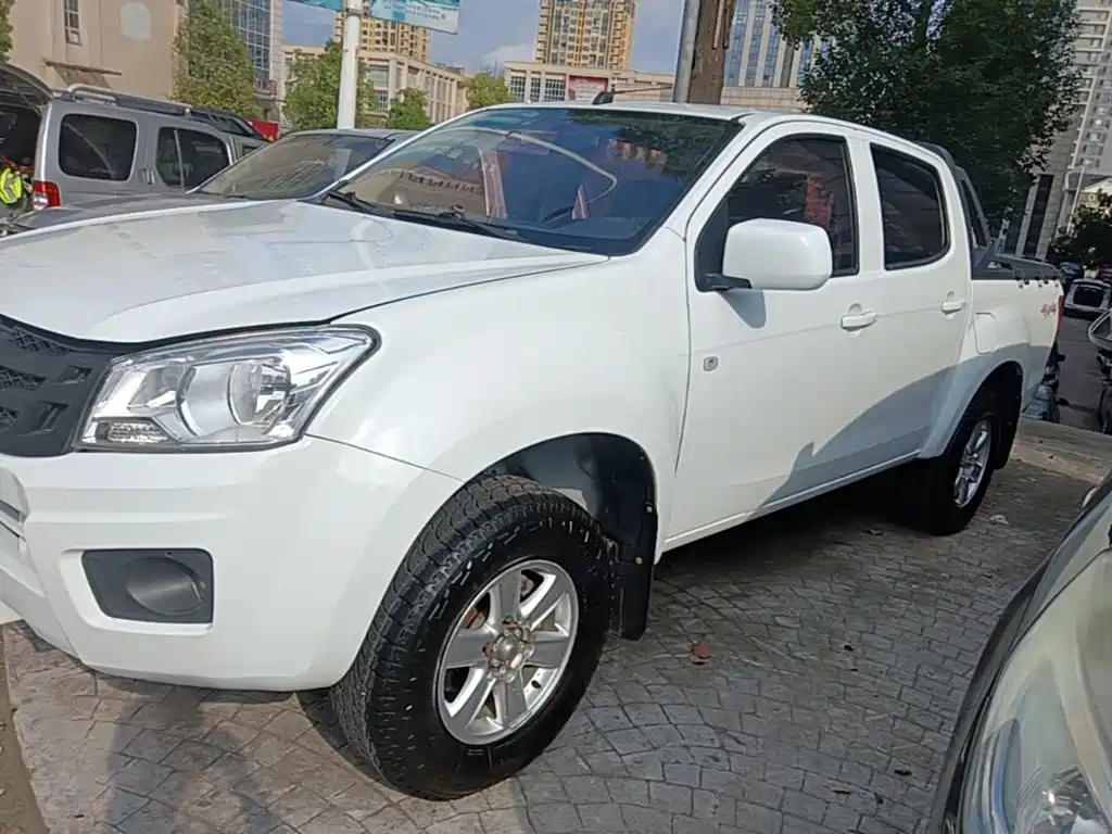 Isuzu RE-MAX Ruimai 2019