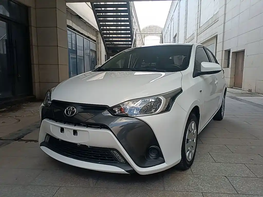 Toyota Yaris L 2016