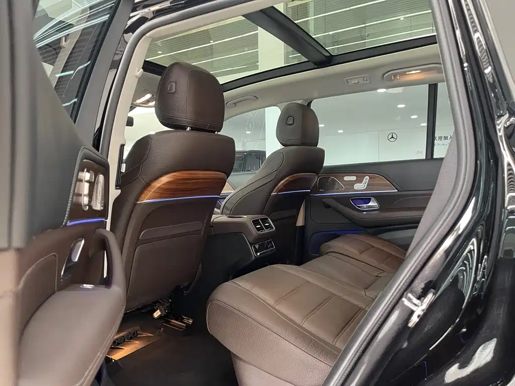 Mercedes-Benz GLS 2023 — фото 18