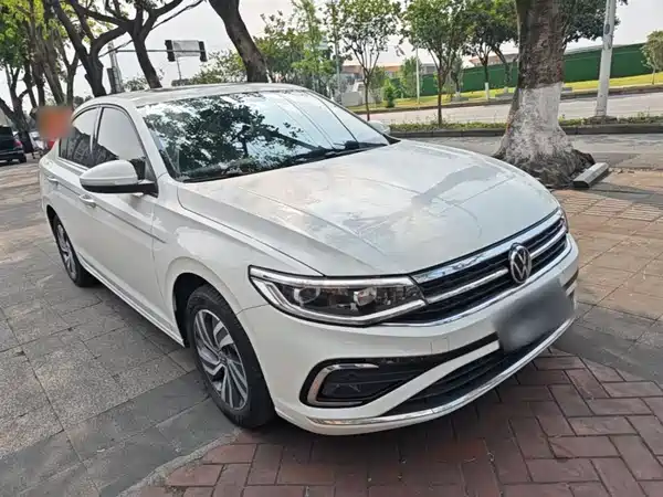 Volkswagen Bora 2023