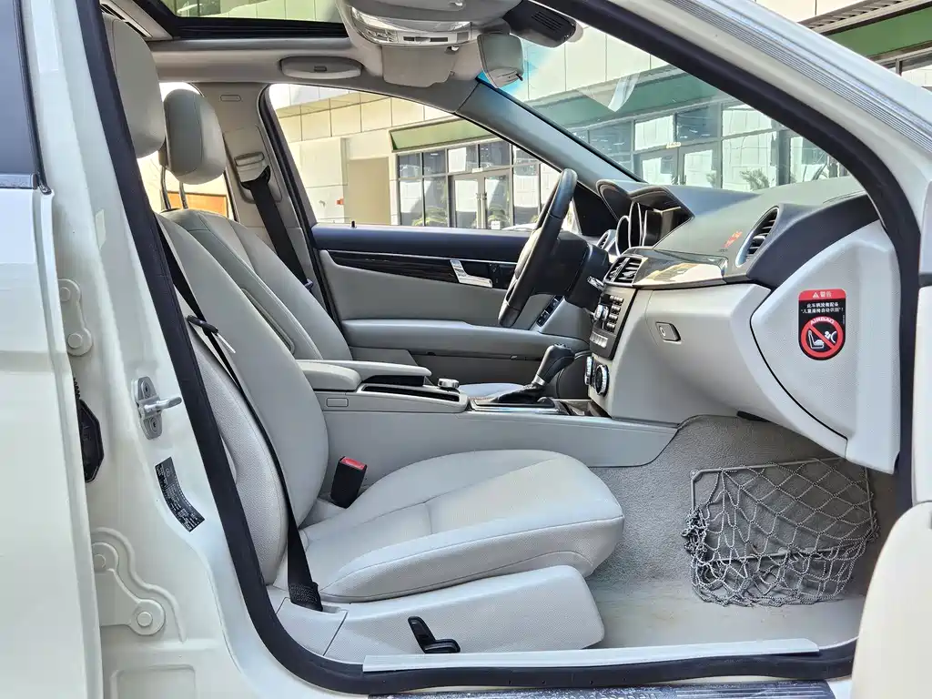 Mercedes-Benz C-Class 2013