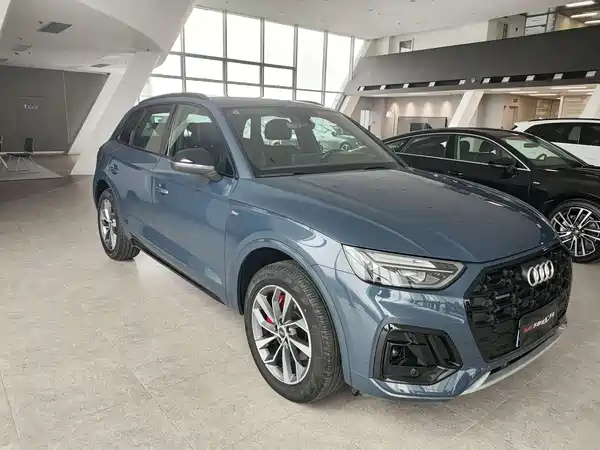 Audi Q5L 2025