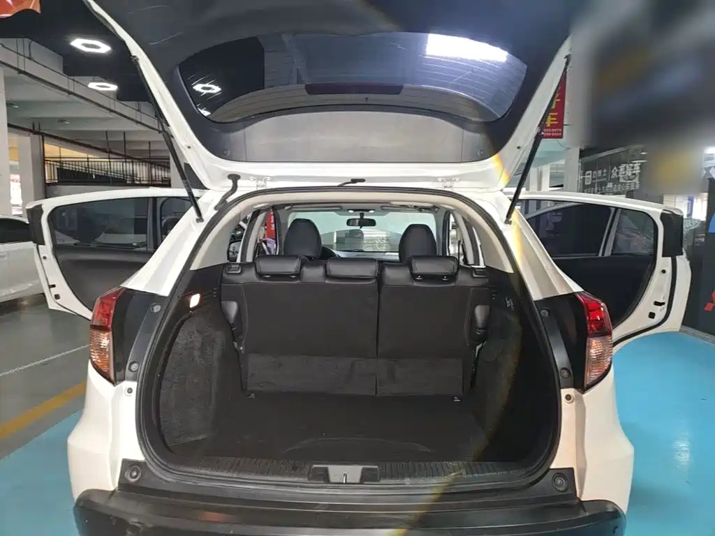 Honda Vezel 2017 — фото 19