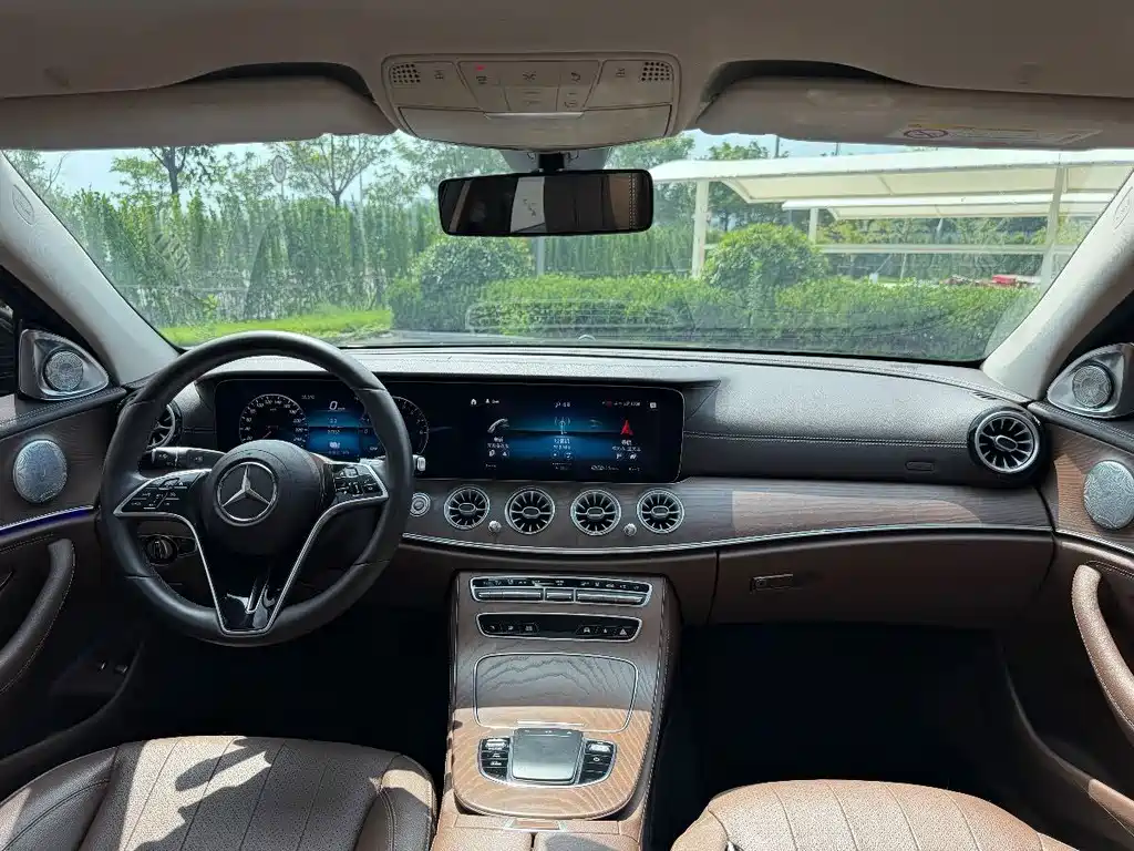 Mercedes-Benz E-Class New Energy 2022 — фото 11