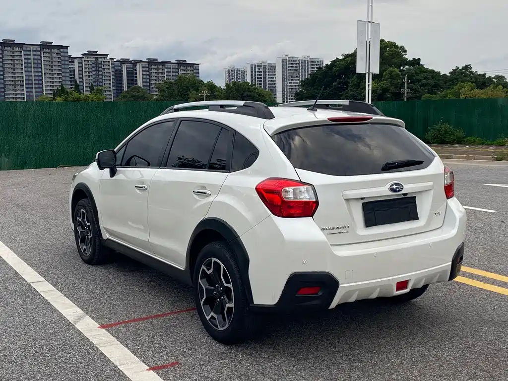 Subaru XV 2015 — фото 8