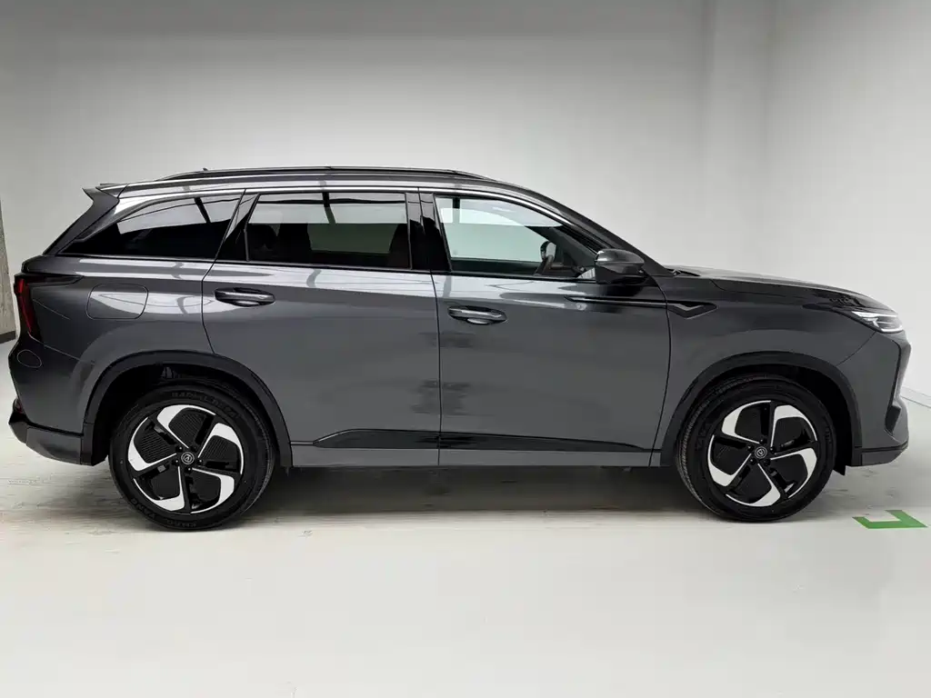 Changan CS75 PLUS iDD 2026 — фото 9