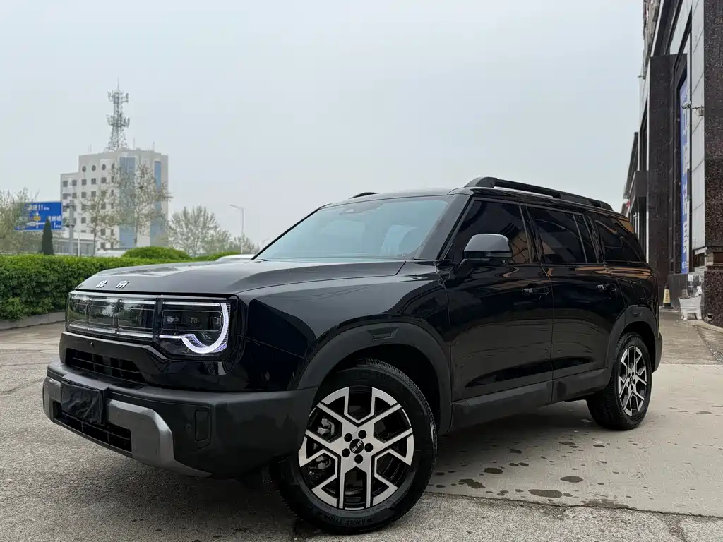 Beijing Off-Road BJ30 2025 — фото 1