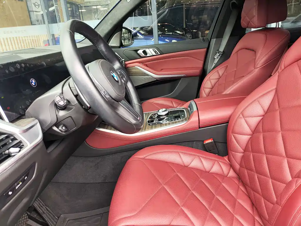 BMW X5 2025 — фото 11