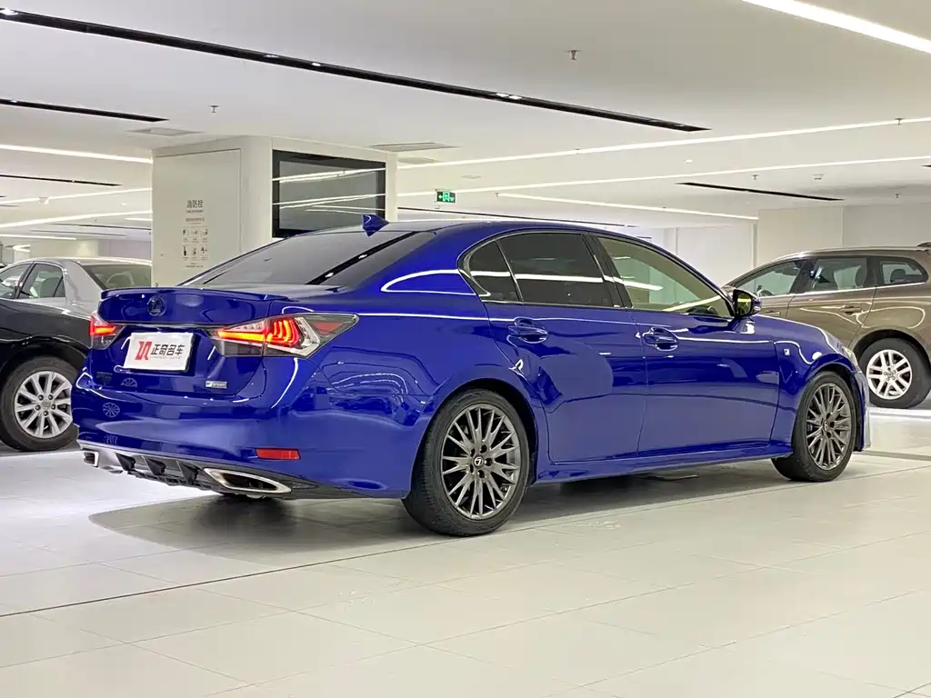 Lexus GS 2017 — фото 19