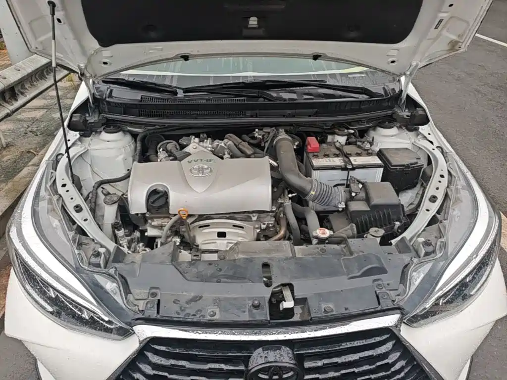 Toyota Yaris L 2021 — фото 20