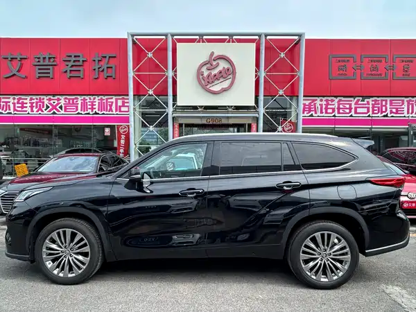 Toyota Highlander 2022