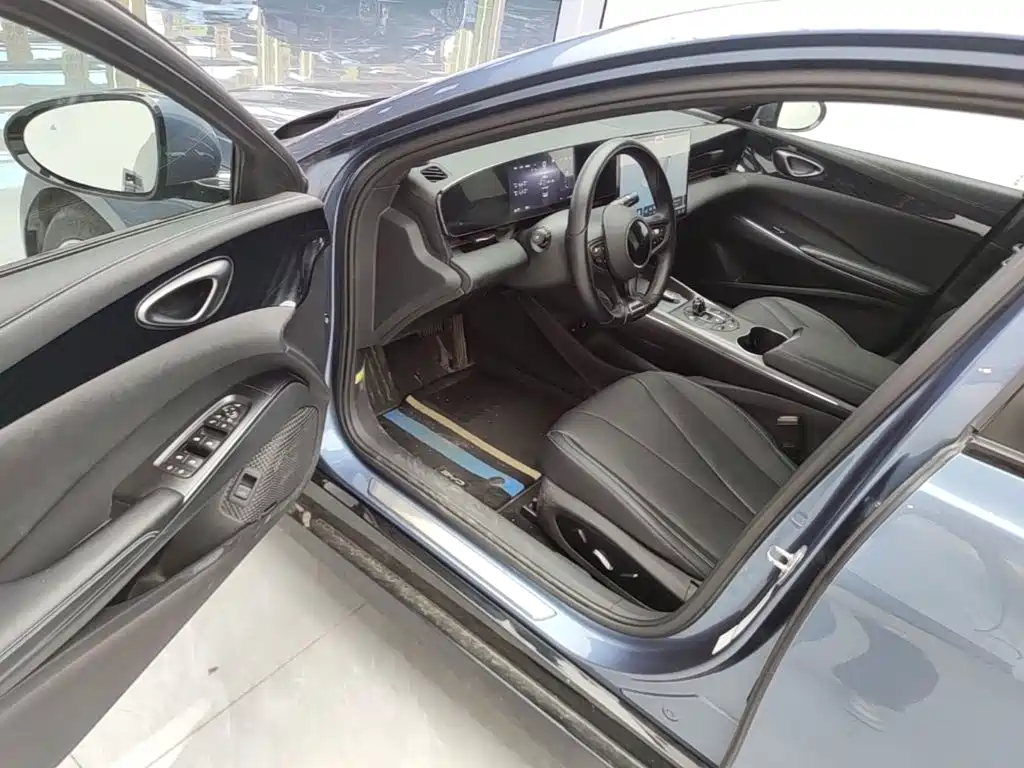 BYD Seal 2024 — фото 16