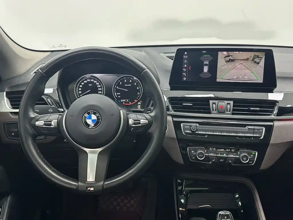 BMW X1 2022 — фото 12