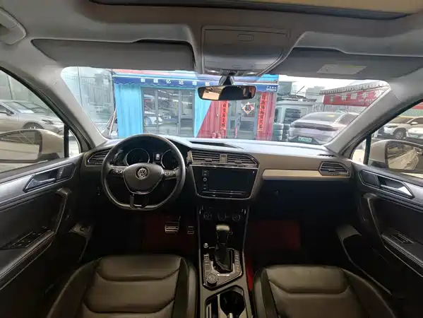 Volkswagen Tiguan L 2019