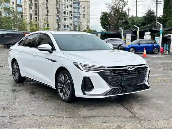 Chery Arrizo 8 2025