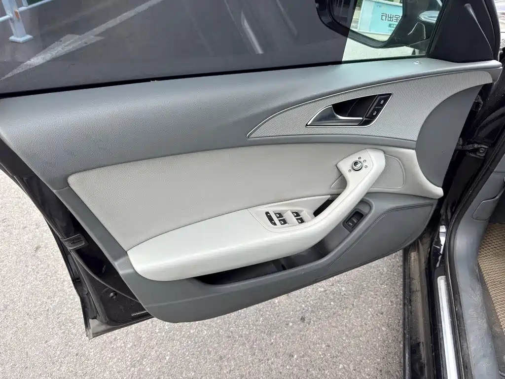 Audi A6L 2014