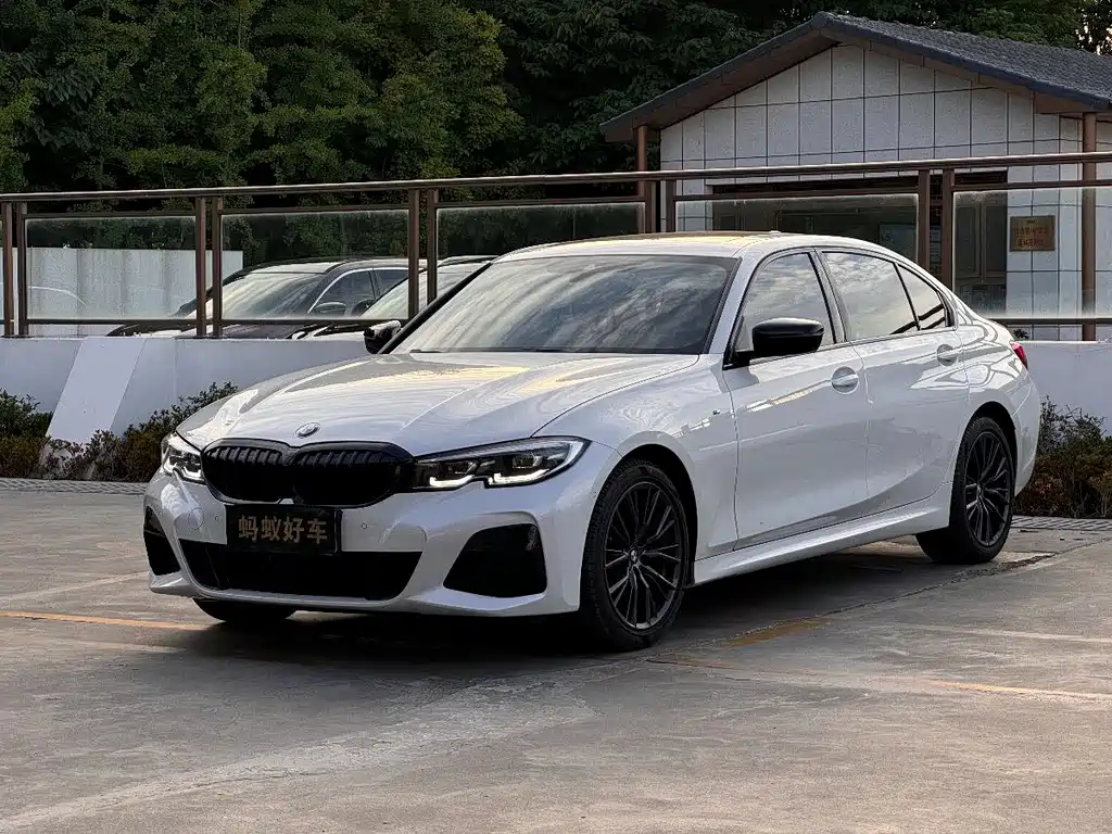 BMW 3 Series 2021