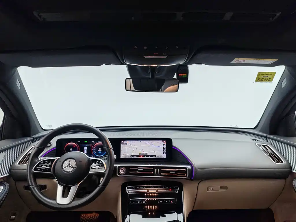 Mercedes-Benz EQC 2021