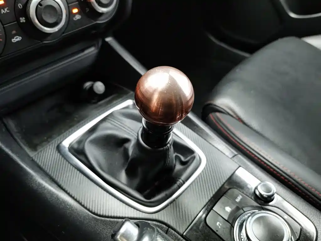 Mazda 3 Axela 2016 — фото 13