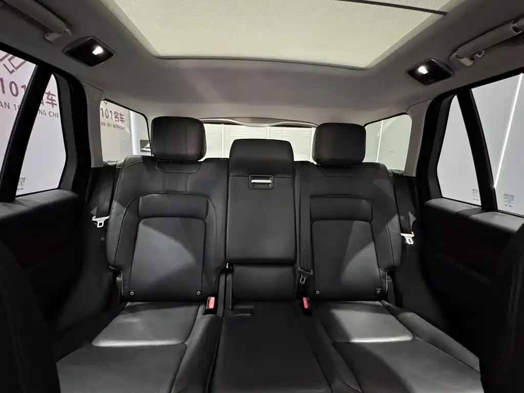 Land Rover Range Rover 2019 — фото 32