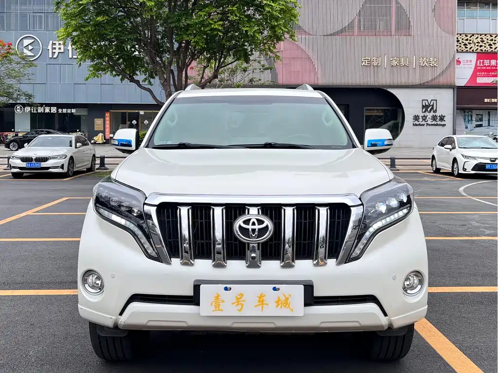 Toyota Prado 2018 — фото 3