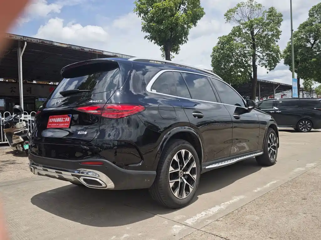 Mercedes-Benz GLC 2024